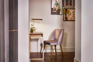 Deluxe Double Room with Balcony room in Gran Hotel Inglés