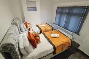 Saint Johns 3-bedroom House-Greater London - Darenth