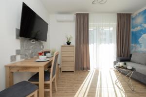 Klimaty Bałtyku Studio with Terrace & Parking in Dziwnów by Renters