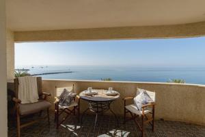 Larycorte, Beautiful 3bdr beachfront apartment