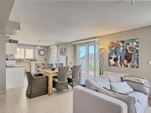 Apartment Les Embruns by Interhome - Pordic