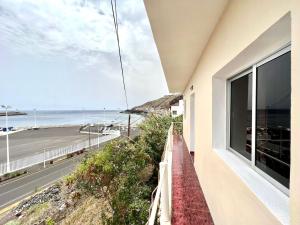 Apartamento con vistas al mar, a 100m de la Playa, Puerto de la Estaca