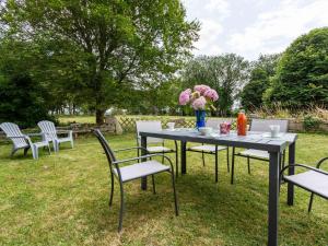 Holiday Home Maison Sainte Claire by Interhome