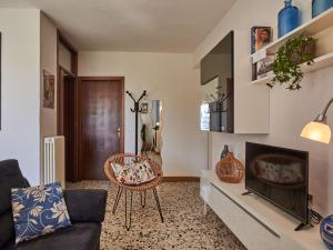 Apartment Cottage al Lago-1 by Interhome