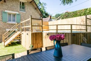 Maisons de vacances Wonderful house in Sarlat center with heated pool & jaccuzi : photos des chambres