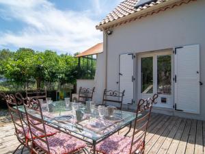 Maisons de vacances Holiday Home Les Eaux Claires by Interhome : photos des chambres