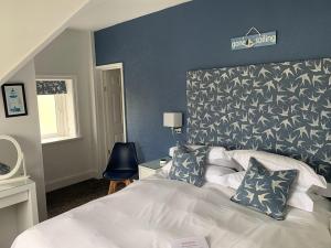 Superior Triple Room room in The Red House Guest House