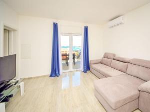 Apartment Katarina by Interhome