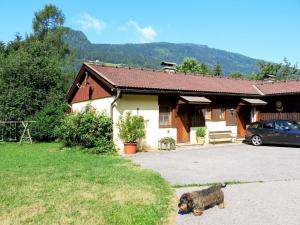 Apartment Kunzhof-3 by Interhome