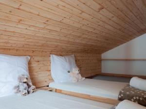 Apartment Haut de Cry 16 by Interhome