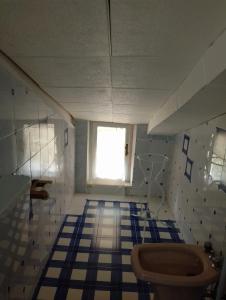 Double or Twin Room with Shared Bathroom