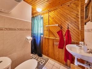 Holiday Home Lesní plovárna B2 by Interhome