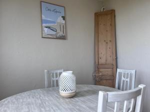 Appartements Appt lumineux - 2 chambres - Mer et commerces : photos des chambres