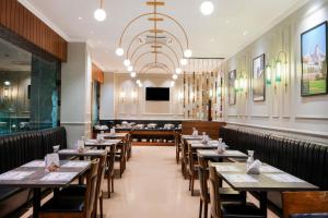 7 Apple Hotel - Viman Nagar Pune