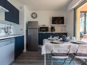 Apartment Les Terrasses Notre Dame du Port-8 by Interhome