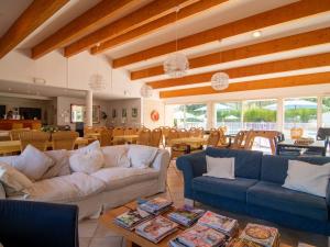 Maisons de vacances Holiday Home Petit Paradis by Interhome : photos des chambres