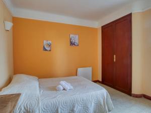 Apartment Les Vagues by Interhome