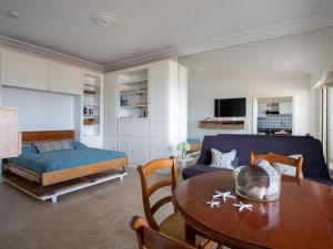 Apartment le corail by Interhome