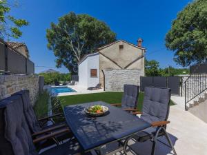 Holiday Home Villa Luca by Interhome