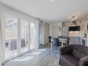 Apartment Les Cabestans 1-2-3-5 by Interhome
