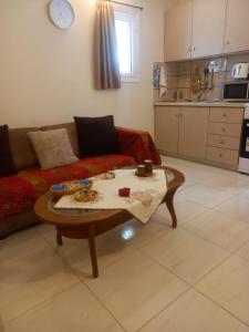 Angelas Cute Apartment (AC, WiFi, Little Garden)