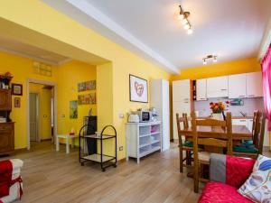 Apartment Matteo by Interhome