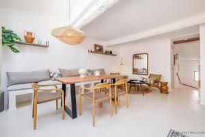 Nice Renting - NEUVE - Luxury Triplex Old Town Massena Garibaldi - 4 BedRoom - AC