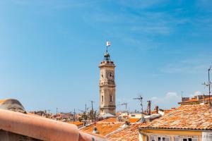 Nice Renting - NEUVE - Luxury Triplex Old Town Massena Garibaldi - 4 BedRoom - AC