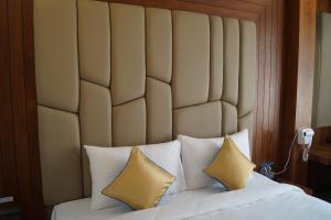 Hotel Varun Mansion Hassan