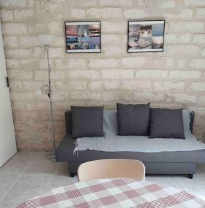 Appartements Pecheur: F2 climatise au coeur du village. : photos des chambres