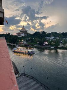 Riverbank suites level 12