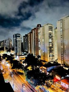 Suíte 5 estrelas Hotel Av Ibirapuera 2534 Piscina