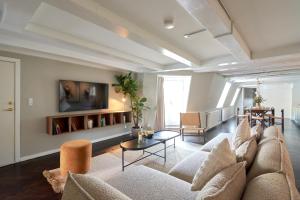 LUXURY Penthouse · Private Balcony · Heart of Copenhagen