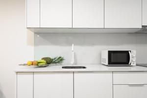 Host Wise - Spacious Noble Apartaments Ace Location