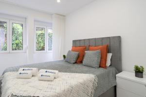 Host Wise - Spacious Noble Apartaments Ace Location