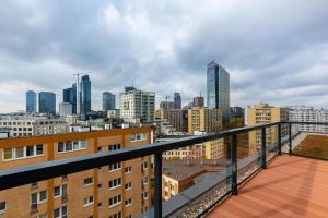 Golden Apartments Warsaw - Luxury Building with Terrace on the Roof - Sienna Str