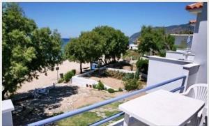 Pano sto Kyma Studios Lesvos Greece