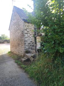 Maisons de vacances Maison ancienne - Quevert - DINAN : photos des chambres