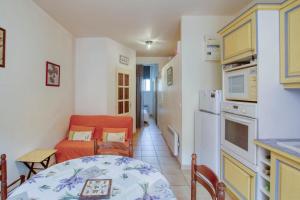 Appartements Charming apartment in the city center : photos des chambres