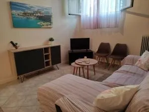 Cozy Apartment near Corfu town and airport - Alepou
