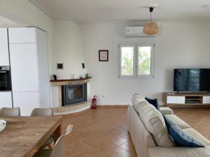 Villa Valleyview Methoni