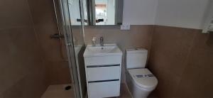 Ático en Urb Bahía de Dénia sin ascensor de Vacaciones Mar por Medio