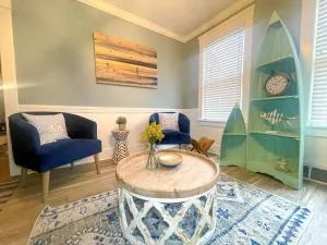 Historic District Vermilion Home - Vermilion