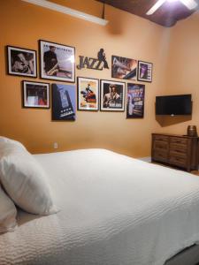 The Jazz Club Downtown Sandusky