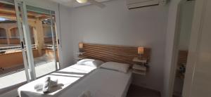 Ático en Urb Bahía de Dénia sin ascensor de Vacaciones Mar por Medio