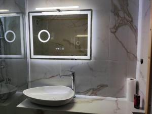 Nasis Home & Apartments