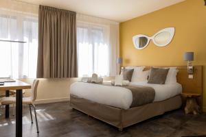 Hotels Hotel Le Dauphin : photos des chambres