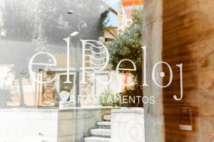 Apartamentos El Reloj