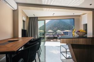 Isla Villas & Suites