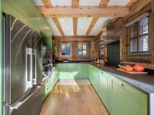 Chalets Chalet familial avec jacuzzi et salle de jeux - FR-1-570-20 : photos des chambres